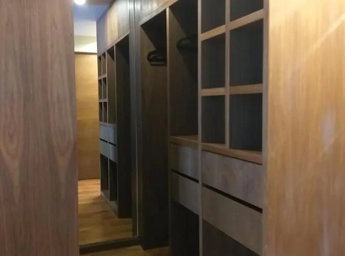 Aparthotel Business Kepler 4*