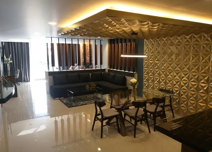 Business Kepler Aparthotel 4*
